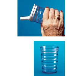 TAZZA SPECIALE CON COPERCHIO E BECCUCCIO